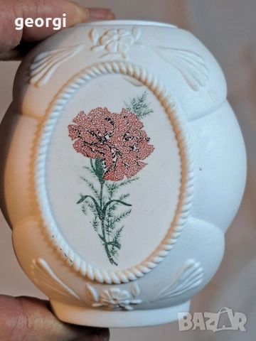 порцеланова ваза с рози Limoges 32/5, снимка 3 - Вази - 53218038