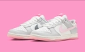 Nike Dunk Low „52” – дамски, розово/сиво, рядък модел, много добро състояние, снимка 2