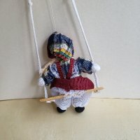 Красива порцеланова кукла , снимка 2 - Антикварни и старинни предмети - 42090211