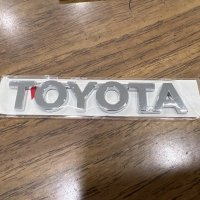 Емблема надпис Toyota Тойота за заден капак, снимка 1 - Аксесоари и консумативи - 40899836