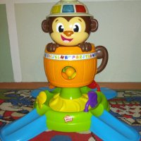 Bright starts игра с маймунка и топки, снимка 1 - Музикални играчки - 39529330