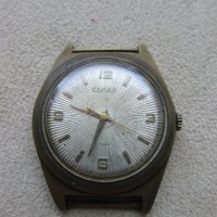 Стар часовник DAMAS, снимка 3 - Антикварни и старинни предмети - 41633376
