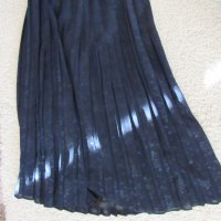 Дамска тъмно синя плисирана пола размер 48, снимка 4 - Поли - 44688718
