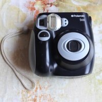 Polaroid 300 Instant Film Camera, снимка 1 - Фотоапарати - 39801110