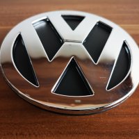 Задна емблема бус VW Krafter, снимка 2 - Аксесоари и консумативи - 39487239