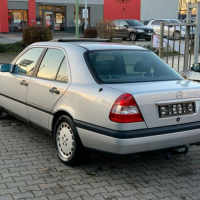 Mercedes-Benz C 180 Classic, снимка 3 - Автомобили и джипове - 36229366