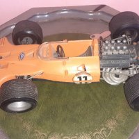 Рядка играчка състезателна кола на SCHUCO Tyrrell-Ford 356 176 , снимка 3 - Други ценни предмети - 41565099