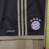 Bayern Munchen / ADIDAS / детски футболни шорти на Байерн Мюнхен за ръст 152см., снимка 9 - Детски къси панталони - 41925014