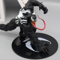 Статуетка Marvel: Spider-Man - Venom (Hero Collector), екшън фигура 23 cm, снимка 2 - Фигурки - 40082003