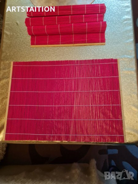 Подложка(килимче) и подложки за сервиране четири броя , снимка 1