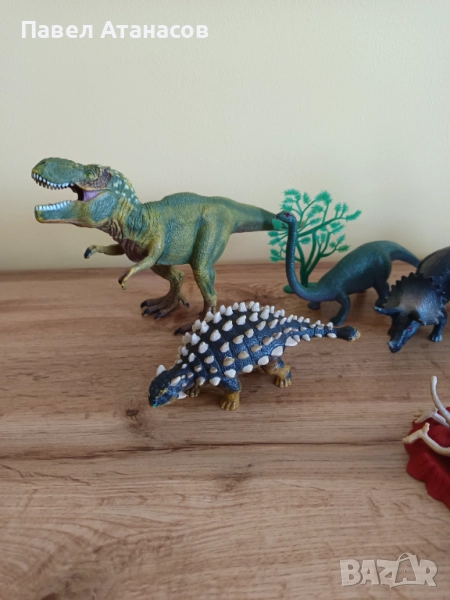 Фигурки ДИНОЗАВРИ , снимка 1