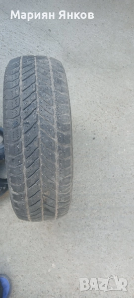 Продавам четири зимни гуми., снимка 1
