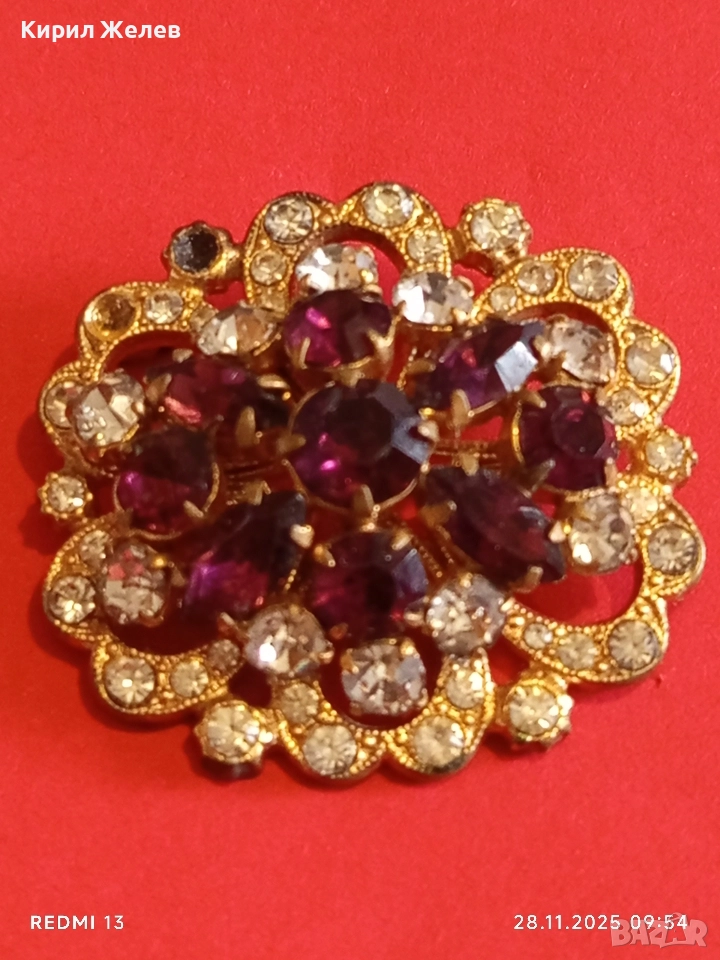 Кристална брошка с червени и бели кристали АМЕТИСТ Чешки кристал 46255, снимка 1