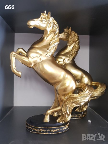 Статуетка, снимка 1