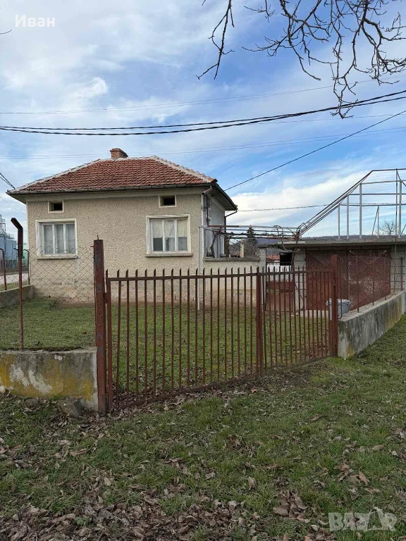 Продава къща, с.Горна Росица област Габрово, снимка 1