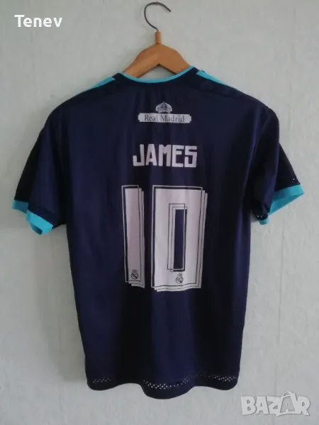 Real Madrid #10 James Adidas футболна тениска фланелка Реал Мадрид Хамес размер М , снимка 1