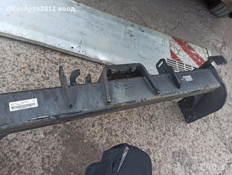 Теглич оригинален MAN Crafter sprinter 2020+, снимка 1