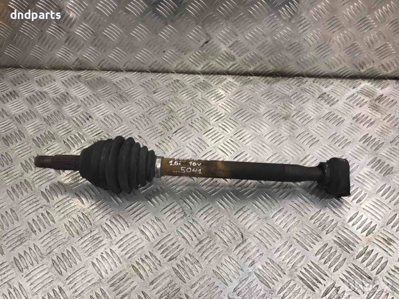 Предна лява полуоска Ford Focus,1.6i-16v,1999г., снимка 1