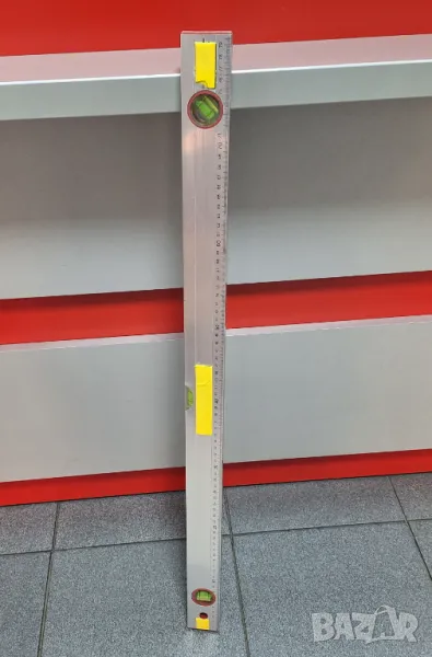 Алуминиев Нивелир 80 см. с 3 броя скали, снимка 1