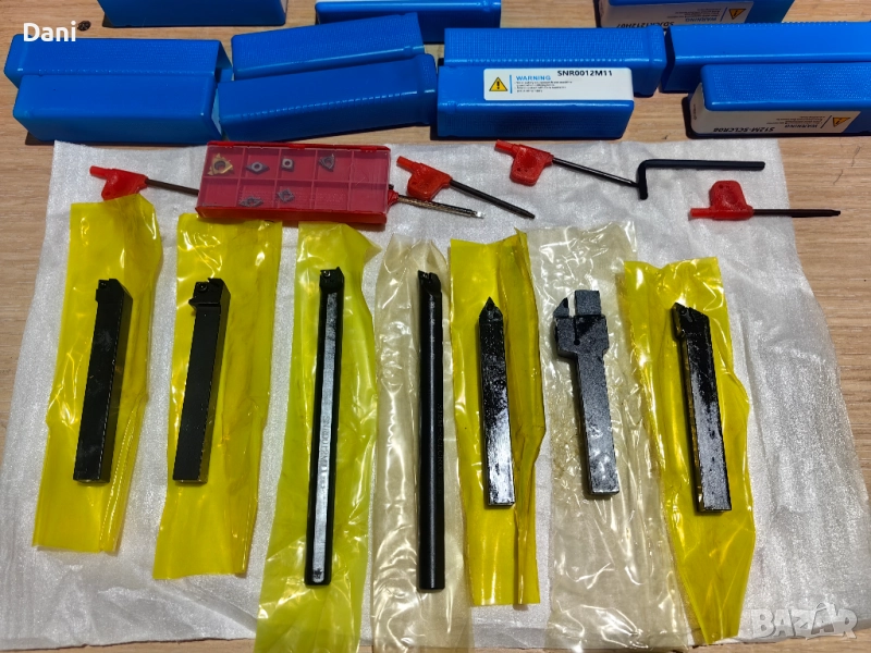 Стругарски нож 12мм. със сменяеми пластини , снимка 1