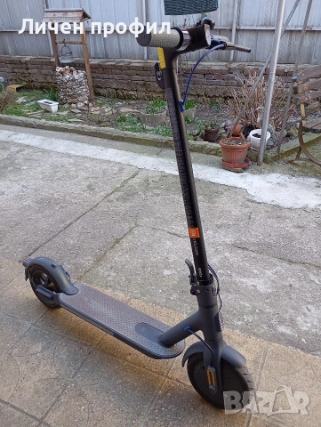 Xiaomi MI 3 Electric Scooter (електрическа тротинетка)
