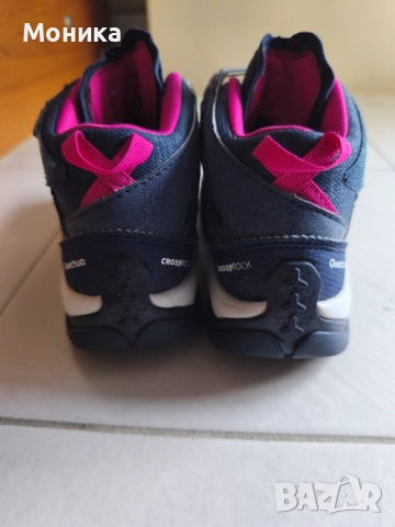 Детски обувки Quechua, снимка 4 - Детски обувки - 52591625