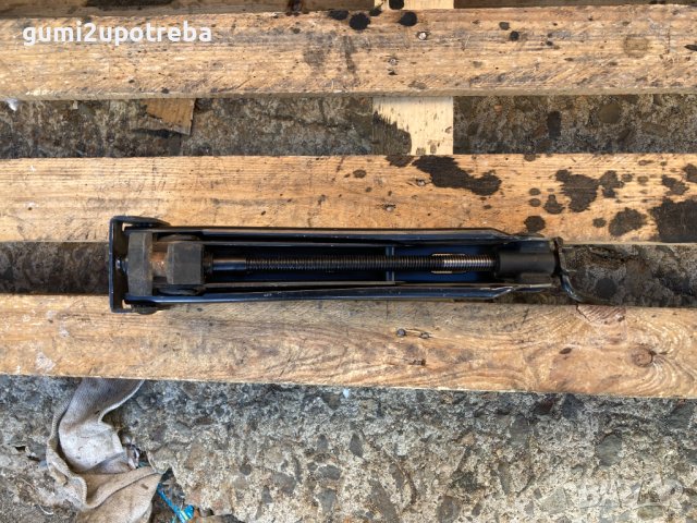 Крик за Кола Крик Opel Meriva ASTRA G H  CORSA D Оригинал, снимка 2 - Аксесоари и консумативи - 42485522