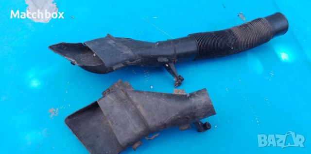 Въздуховод филтърна кутия Мерцедес 124 200Е, снимка 2 - Части - 36155939