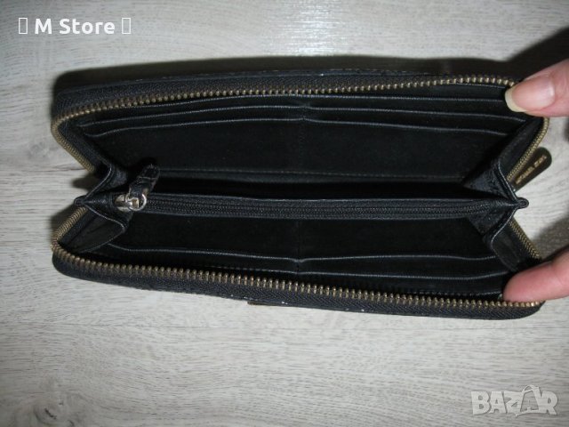 Michael Kors оригинален дамски портфейл, снимка 5 - Портфейли, портмонета - 35971941