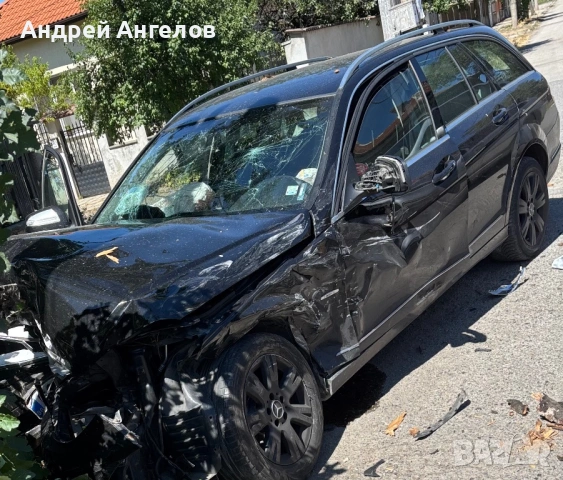 Мерцедес С200 компресор бензин на части или цял, снимка 2 - Автомобили и джипове - 53583656