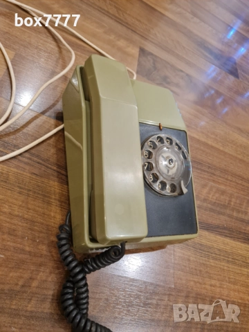 Старинен телефон с шайба, снимка 2 - Антикварни и старинни предмети - 52913619