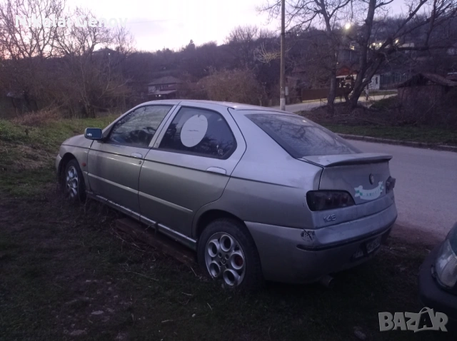 Алфа Ромео 146 1.9 Jtd, снимка 3 - Автомобили и джипове - 53732621