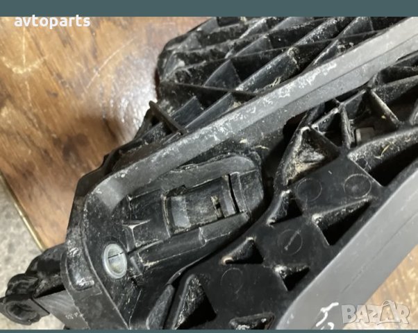 Audi a3 2004г педал съединител, снимка 3 - Части - 40418470