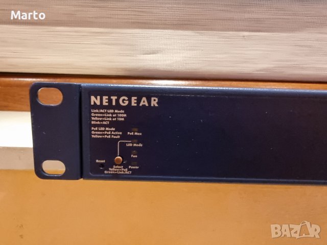 Суич Netgear ProSAFE FS728TP PoE и Суич Netgear ProSafe Plus JFS524E, снимка 4 - Суичове - 38728749