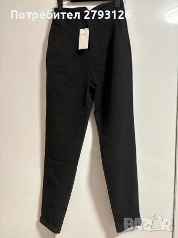 Чисто нов панталон mom fit , снимка 3 - Панталони - 53796454