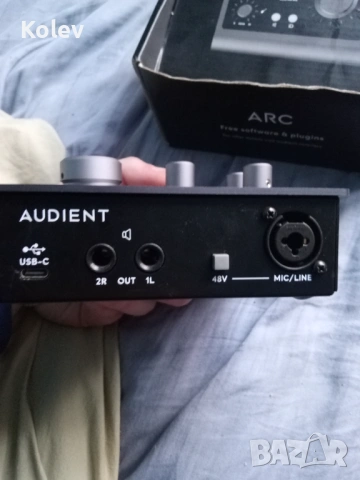 Audient iD4 MKII USB аудио интерфейс, снимка 3 - Ресийвъри, усилватели, смесителни пултове - 53085408