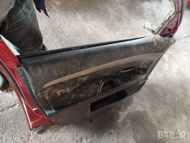 Врати за Mitsubishi Outlander 3 -2014-, снимка 8 - Части - 53631660