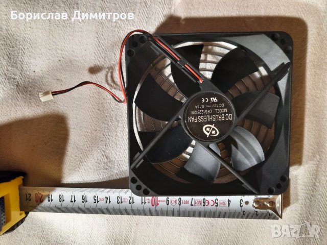 Продавам вентилатор DC BRUSHLESS FAN 12 V 0.18 A с решетка, снимка 3 - Други - 39885173
