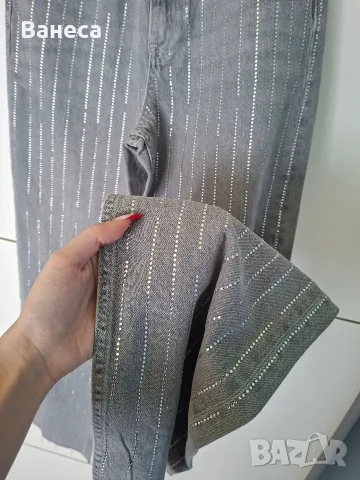 Блестящи дънки Zara 34/36 чисто нови ПРОМО ЦЕНА!, снимка 2 - Дънки - 55999213