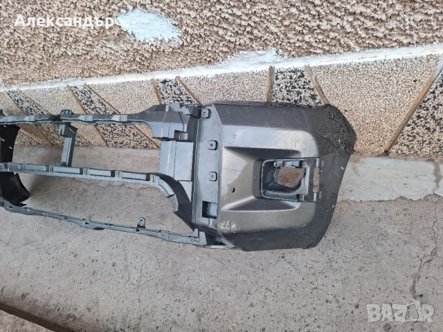 Броня за Toyota Hilux 2019 г., снимка 3 - Части - 43726034