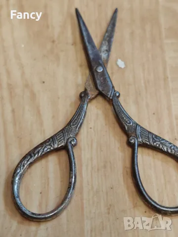 Малка стара ножица Singer, снимка 11 - Антикварни и старинни предмети - 47694734