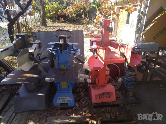 Продавам три броя вертикални Цепачки за дърва метровки. Едната е монофазна, другата трифазна. 