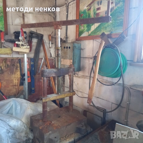 винтова преса с отливка основа чугун, снимка 3 - Други инструменти - 36103497