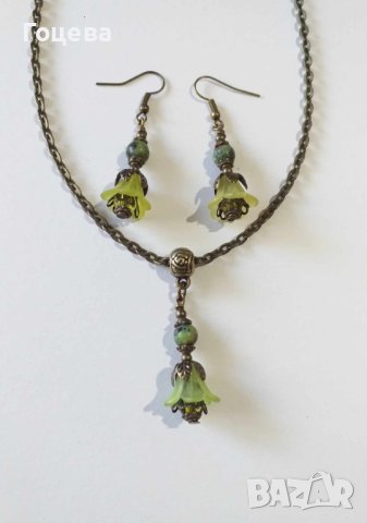 Красив комплект обици и колие с нежни цветя, камъни Цоизит с Рубин и орнаменти цвят Античен бронз , снимка 3 - Бижутерийни комплекти - 41973239