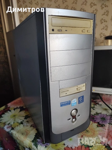 Ретро гейминг компютър (Windows XP)