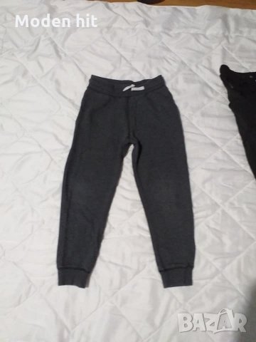 Н&М спортно долнище с лека вата за момче, размер 128 см.