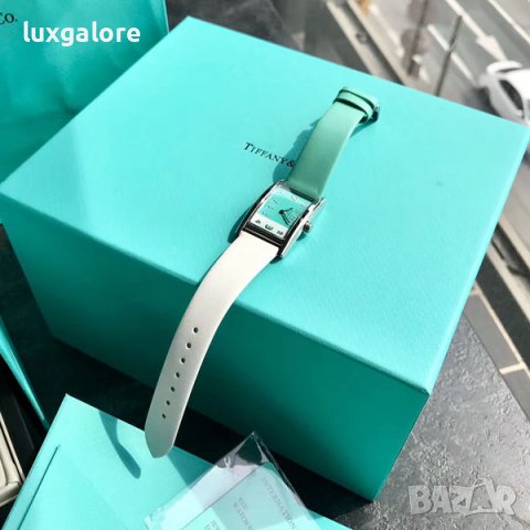 Дамски часовник TIFFANY&Co. East West Mini Light Blue с кварцов механизъм, снимка 5 - Дамски - 40644304