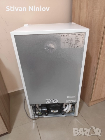 Хладилник Crown energy class E, снимка 4 - Хладилници - 52556719