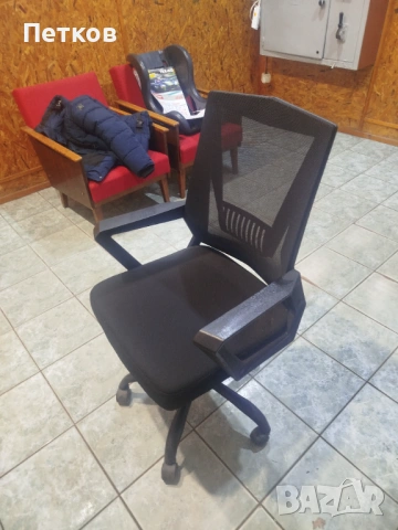 Черен офис стол Юки, снимка 2 - Столове - 53350166