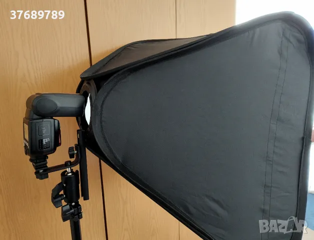 Софтбокс 60 x 60см за ръчна светкавица. 